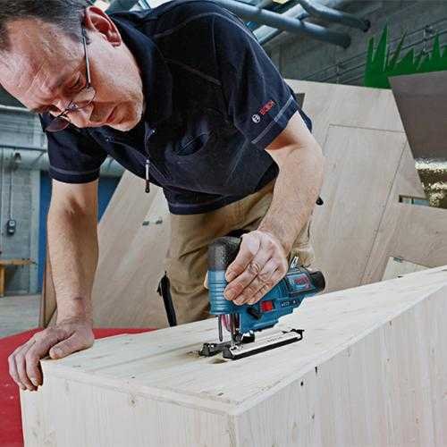 BOSCH GST 12 V-LI CORDLESS JIGSAW 12VOLT 70MM (UNIT ONLY) - Image 4