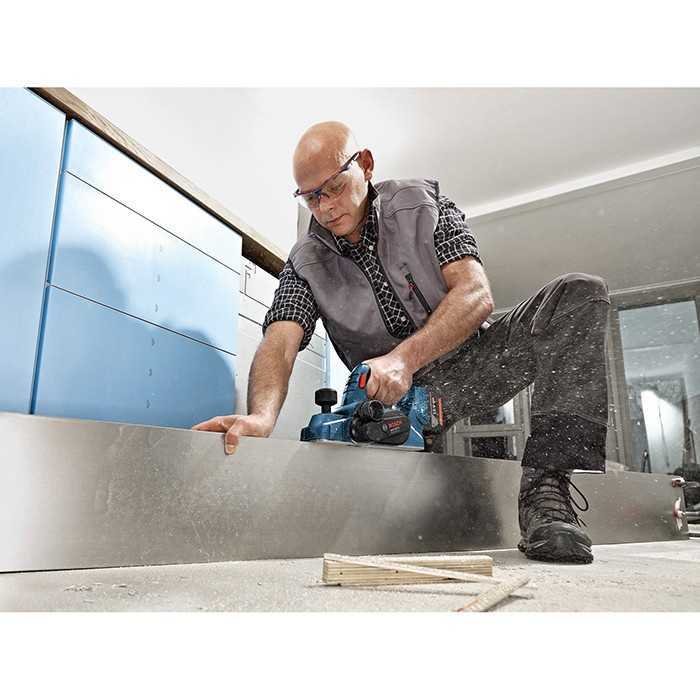 BOSCH GHO 18 V-LI CORDLESS PLANNER 18VOLT 1.6MM 14000RPM (UNIT ONLY) - Image 5